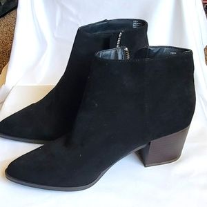 Black ankle booties